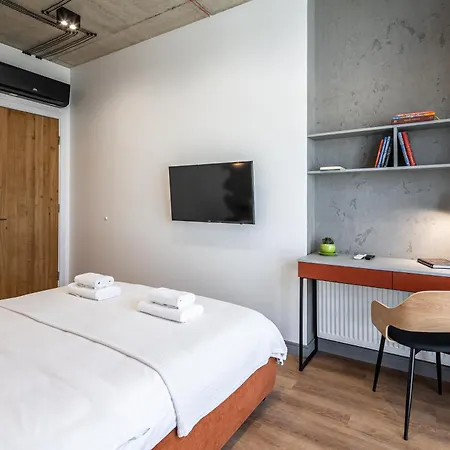 Apart Otel новобудова в бізнес класі з краєвидом Lviv