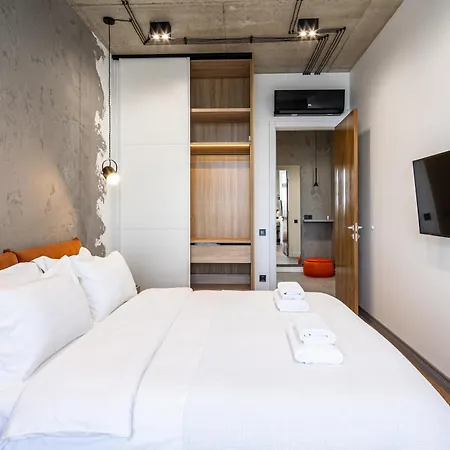 Apart Otel новобудова в бізнес класі з краєвидом 3*