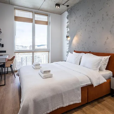 новобудова в бізнес класі з краєвидом Apart Otel 3*