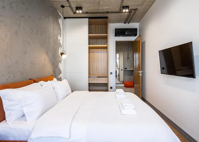 Apartahotel новобудова в бізнес класі з краєвидом 3*